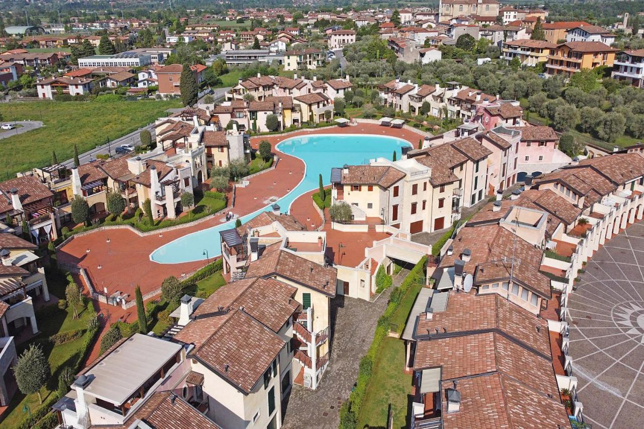 Апартаменты La Rocca 2-11 By Wonderful Italy Манерба-дель-Гарда Экстерьер фото