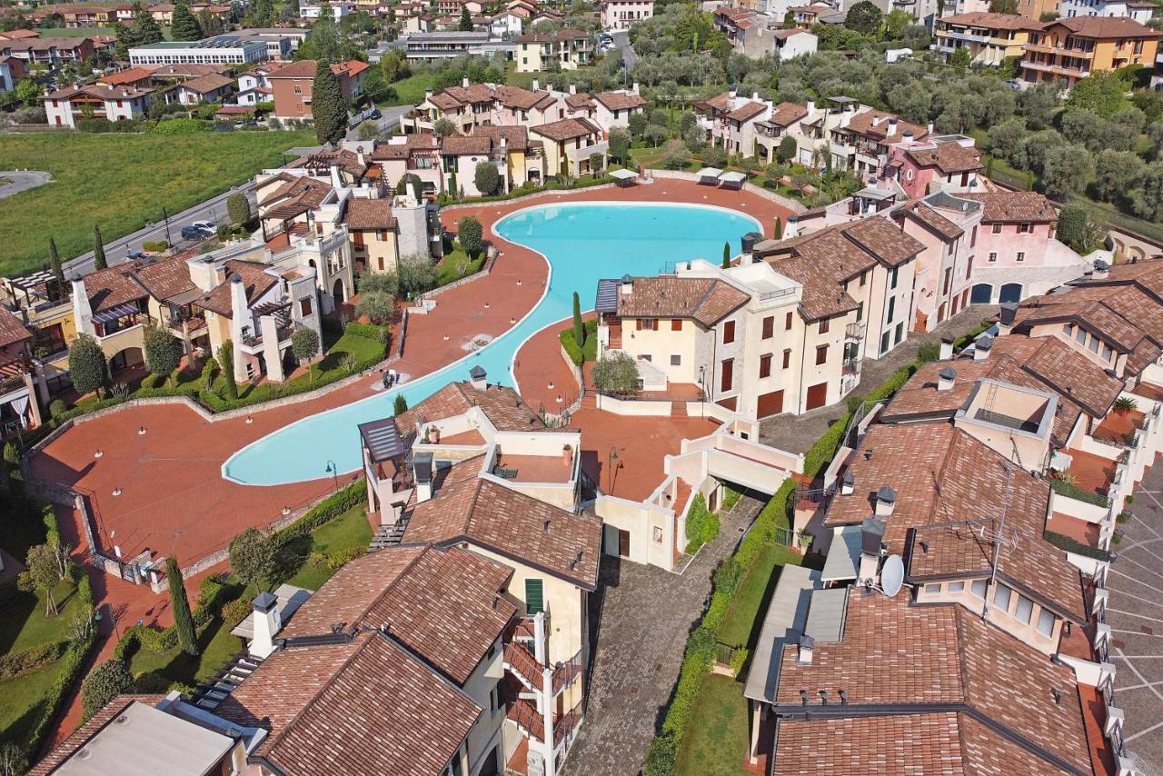Апартаменты La Rocca 2-11 By Wonderful Italy Манерба-дель-Гарда Экстерьер фото